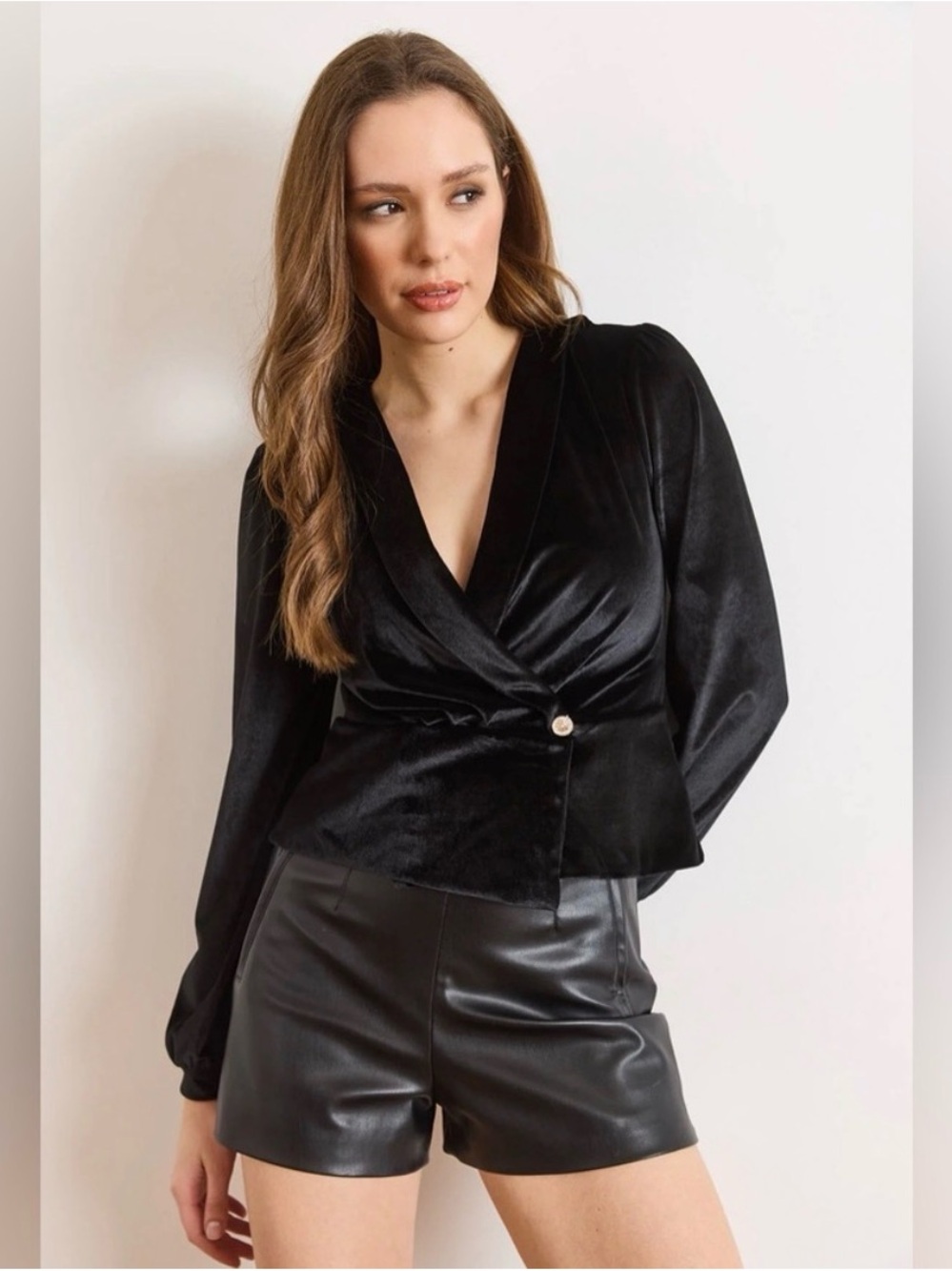 Good American Black Velvet Wrap Blouse - Size 1 / XS